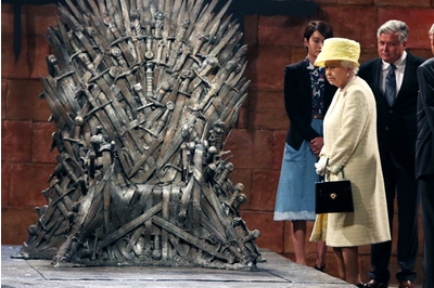 Queen-Throne